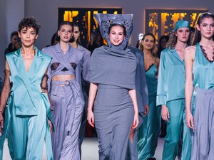 „Mindig teljes koncepcióban gondolkodtam, és jöttek a lehetőségek” - interjú a Lozar márka alapító-tervezőjével, Lotfi-Schadi Rékával