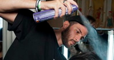 Így dolgoznak a londoni divathét sztárfodrászai