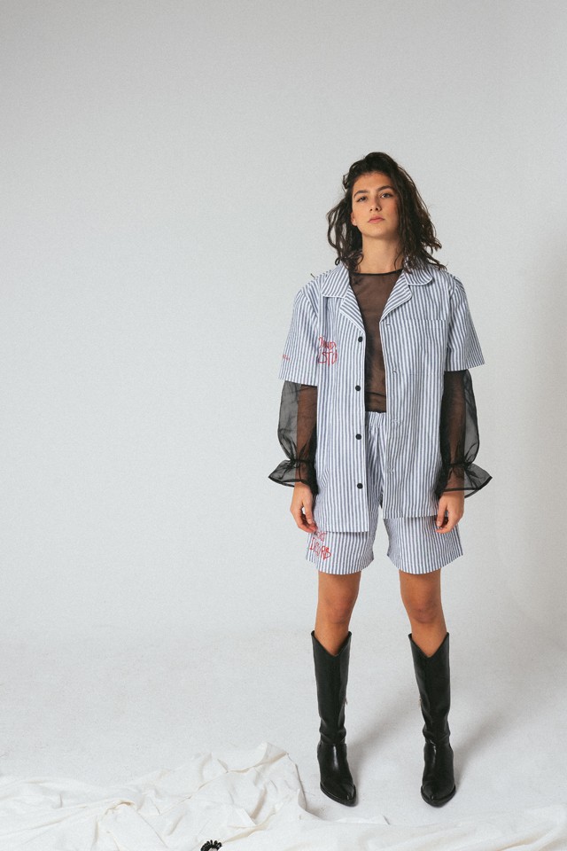 Még csak 21 éves, de már két egyedi kollekciója jelent meg: divat és művészet találkozása