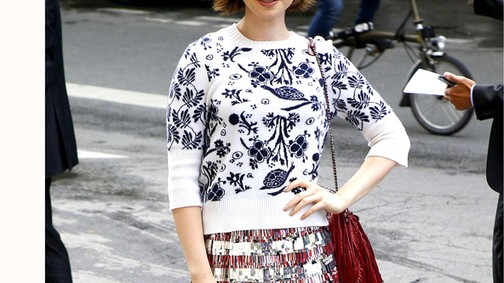 Stíluskeverés mesterfokon: Lily Collins
