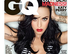 Kebelcsoda lett Katy Perry