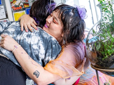 Bolt, kávézó és tetoválószalon: a hely, ahová bemész, és más emberré válsz – Ez a Yoféle