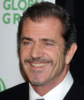 Mel Gibson spanyolos hatású bajusza