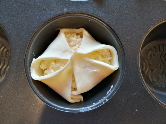 Süsd meg otthon a világ legfinomabb túros-batyuját