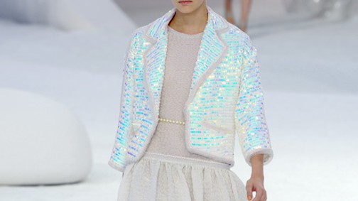 Mihalik Enikő lett a Chanel bikinis lánya