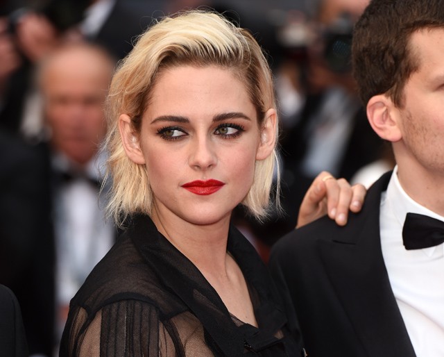 kristen stewart, mellvillantás, cannes, cannes filmfesztivál, chanel