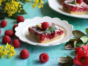 35 perc alatt kész a nyár legjobb sütije: málnás-citromos szelet