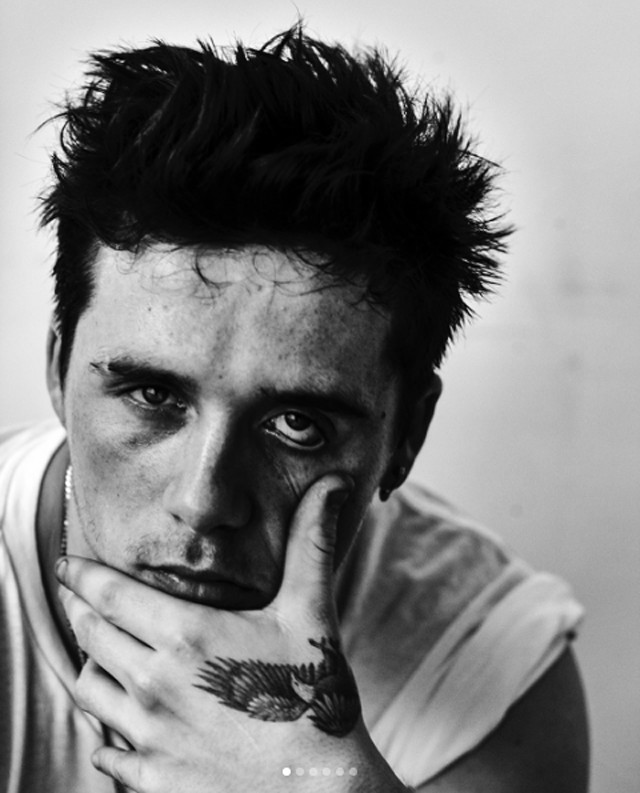 Nem tagadhatjuk tovább: Brooklyn Beckham a legújabb szívtipró