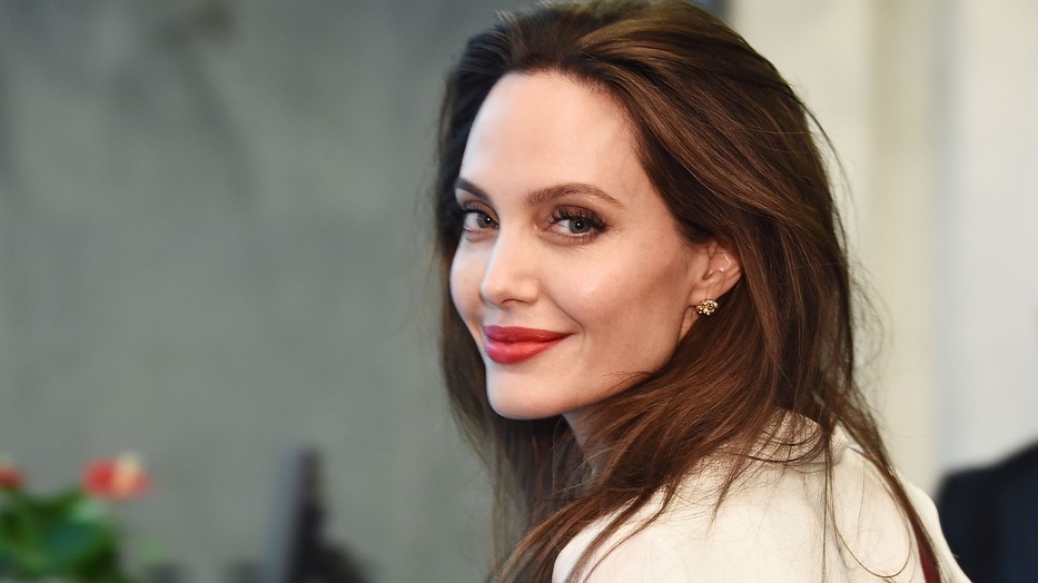 Angelina Jolie megtalálta a tökéletes nyári ruhát