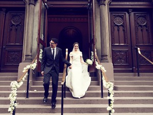 Gyönyörű menyasszonyi ruhában mondta ki az igent a sorozatsztár