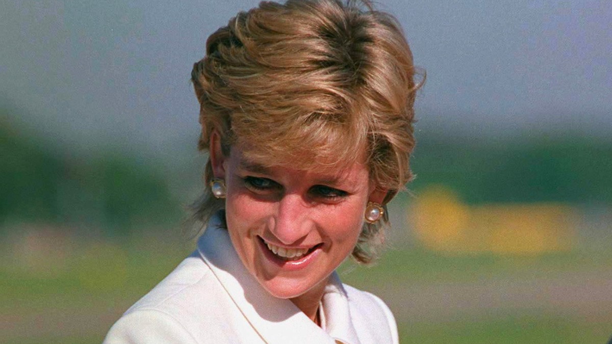 Virágokkal halmozta el Donald Trump: Diana hercegné 4 szóval tette helyre az amerikai elnököt