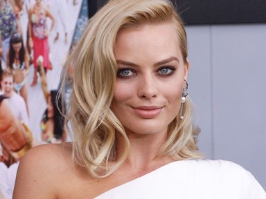 Hollywoodi álomnő: szőke, szexi és huncut