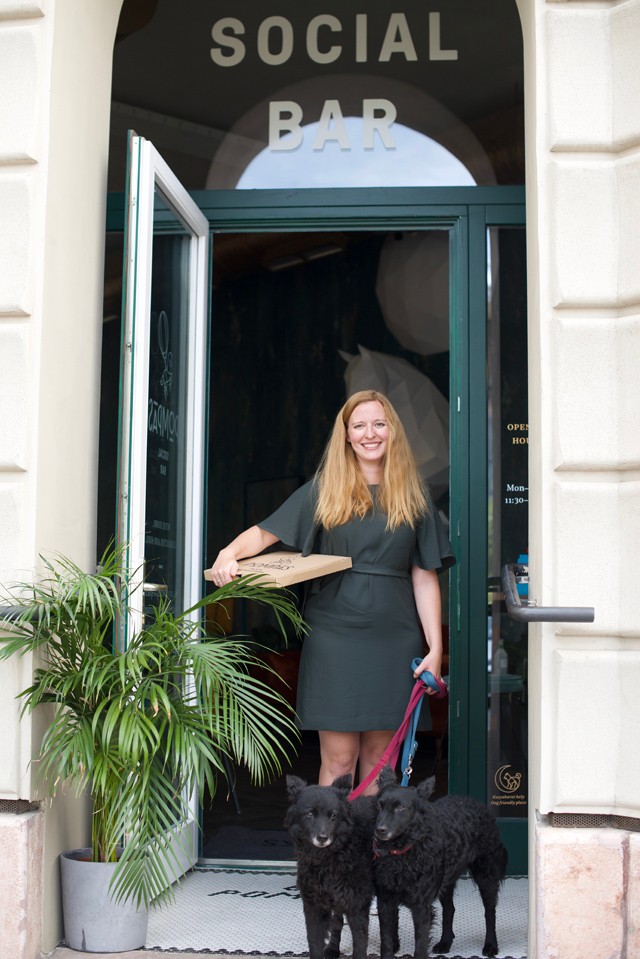 Ezen a héten Varga Giulietta jól átgondolt ruhatárába pillanthatunk be