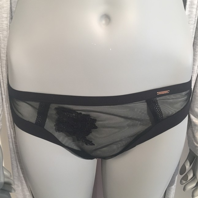 Innovatív anyagok, kényelmes fazonok jönnek