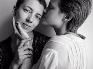 Az én coming outom: „Leélni úgy egy életet, hogy nem vagyunk autentikus önmagunk, tragikus."