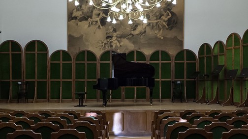 Egy nap Mosonyival a Régi Zeneakadémián