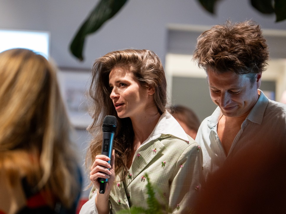 Az idei TEDxLibertyBridgeWomen színpadára közösen áll majd a Vígszínházból jól ismert Bach Kata és Wunderlich József színészpáros