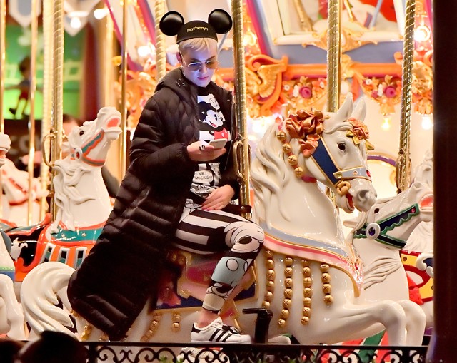 Katy Perry a Disneylandben