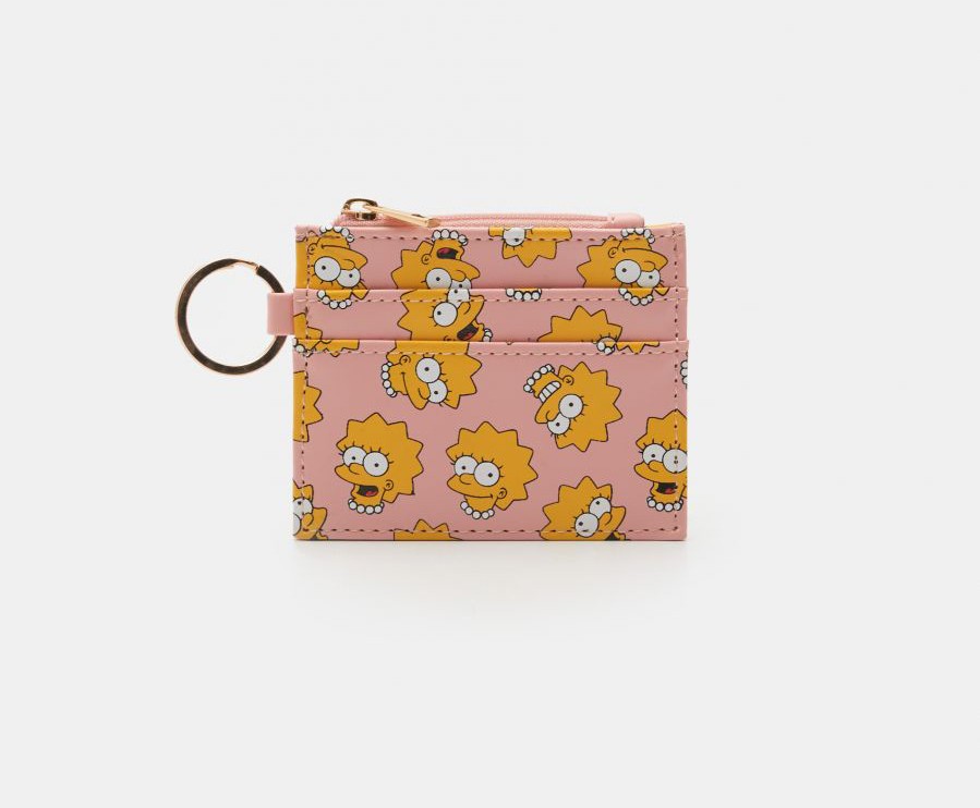 10 stílusos és biztonságos kártyatartó a COVID-19 védettségi igazolványodnak