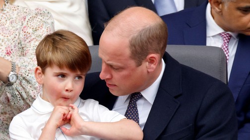 Azonnal elolvadunk Vilmos herceg és Lajos herceg tündéri apa-fia pillanatától!