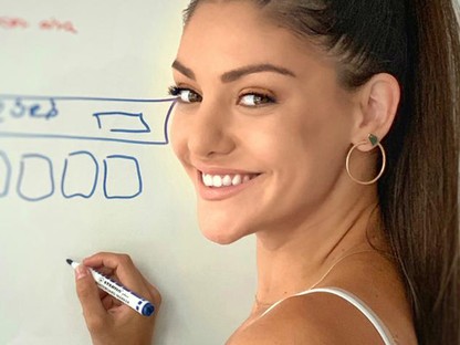 Kulcsár Edina annyira szereti ezt a felsőt, hogy van belőle 20-30 darab a szekrényében