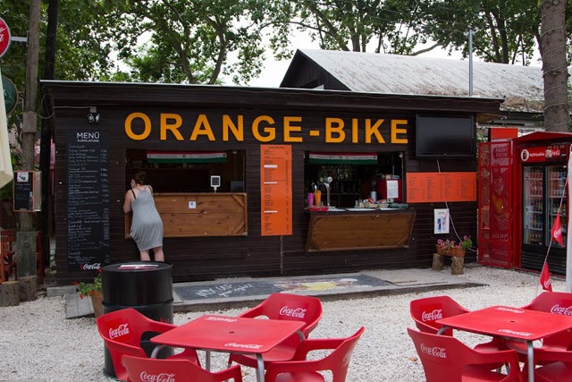 római part, római-part, duna, duna part, fellini, két rombusz, nap bácsi, kócsag, orange bike, hekk, budapest, sör, limonádé
