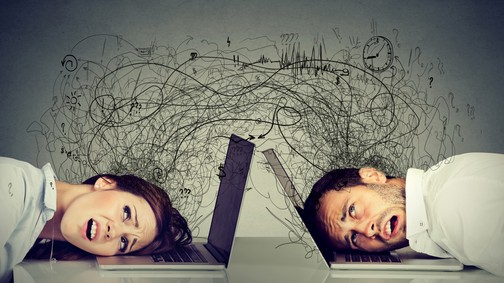 Emailháború a home office-ban – Átdobjuk a labdát másnak, és már nem a miénk a felelősség