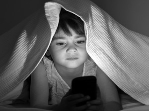 Pszichológusok tiltakoznak a gyerekek manipulálása ellen a közösségi médiában