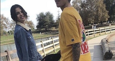 Atyaég! Selena Gomez és Justin Bieber csókja felrobbantotta az internetet