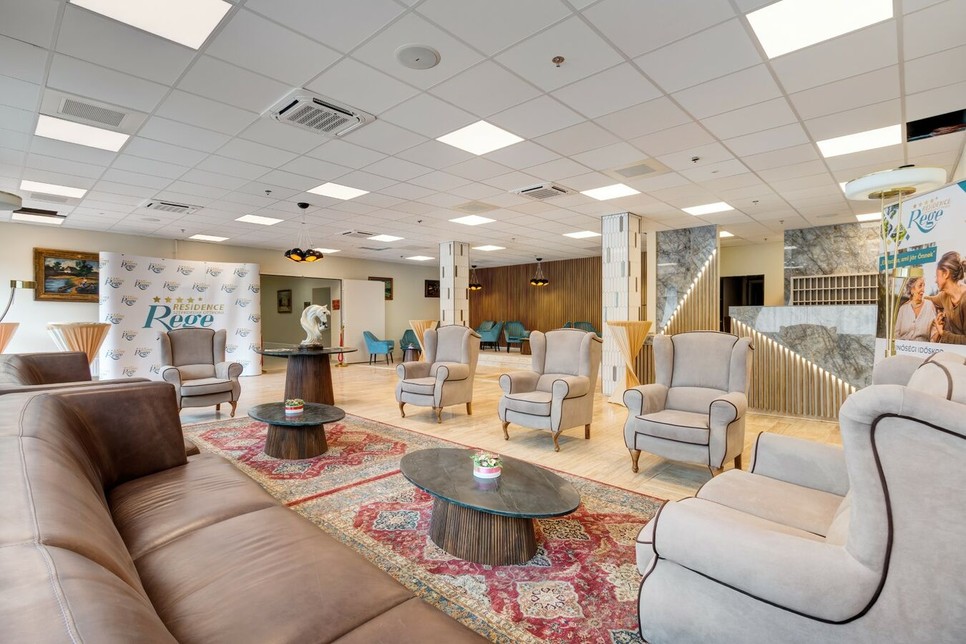 Trendi idősotthonok: miért jelentenek jó választást szépkorú szüleink számára?