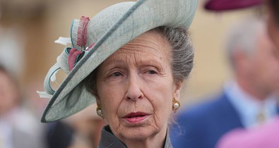 Nagyon kínos bakit vétett a Buckingham-palota: törölni kényszerültek Anna hercegnő születésnapi posztját