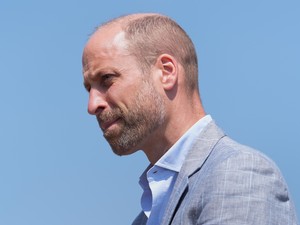 Vilmos herceg megszakította a családi nyaralását, szívszorító közleményt adott ki