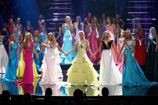 szépségverseny, miss teen america, miss teen usa, karlie hay, sokszínűség, szépségkirálynő, rasszizmus