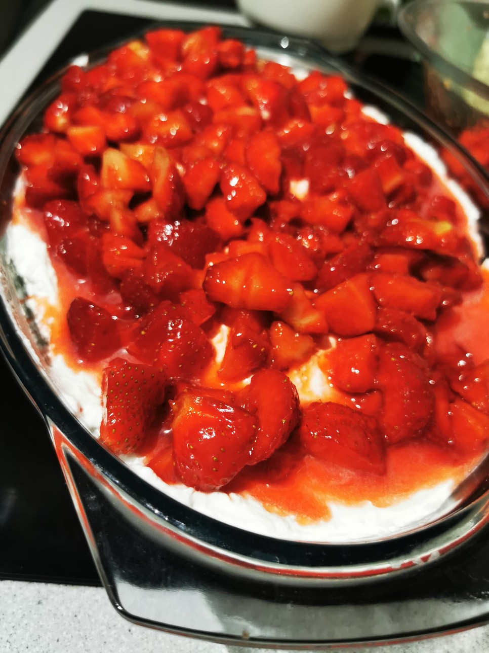 Mennyei epres-bazsalikomos kehely, amit 10 perc alatt el tudsz készíteni