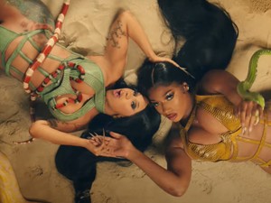 Cardi B új klipje egy kész leszbi-show, Kylie Jenner és más sztárok is feltűnnek benne