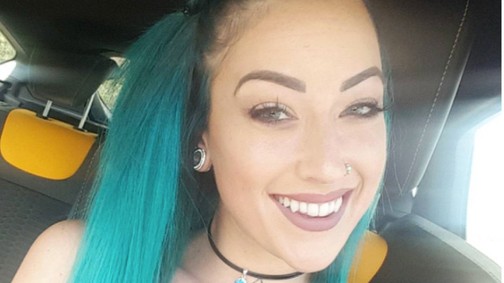 Annyira gyönyörűek ennek a lánynak a tetoválásai, hogy egyre több modellmunkát kap