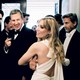 Sienna Miller Mario Testino társaságában egy Vanity Fair eseményen.