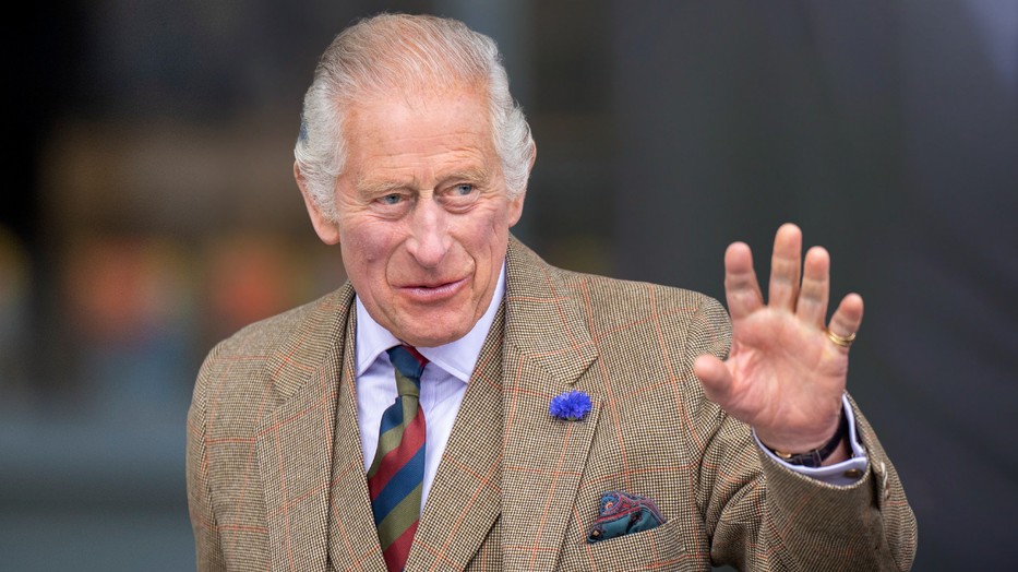 Károly király unokatestvérének lányának kisbabája született