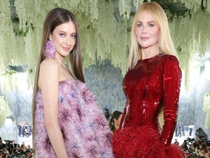 Nicole Kidman a Met-gála királynőjeként tündököl, 17 éves lányával együtt lépett a vörös szőnyegre