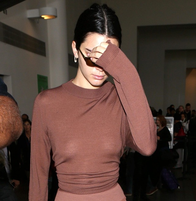 Kendall Jenner mellvillantása