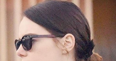 Emma Stone új hajszíne nagyon SÖTÉT!