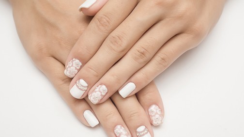 Annyira szépek! Ezek az idei esküvőszezon legmenőbb manikűrjei!