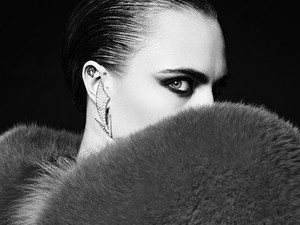 Óriási szenzáció! Cara Delevingne visszatért! A Saint Laurent divatház arca lett