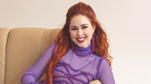 Url Izabell: „Nem lehet ítélkezni bizonyos kultúrák felett, ezért is nehéz megtalálni azt a pontot, meddig normális, és honnantól beszélünk nehéz sorosról, kiszolgáltatottságról”