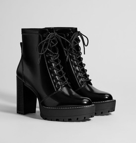 BERSHKA 14 995 Ft- bershka.com