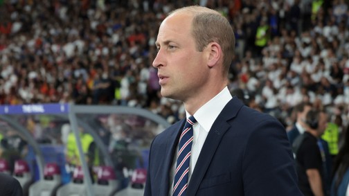 Vilmos herceg nagyon megváltozott, a rajongók csalódottak az új külseje miatt