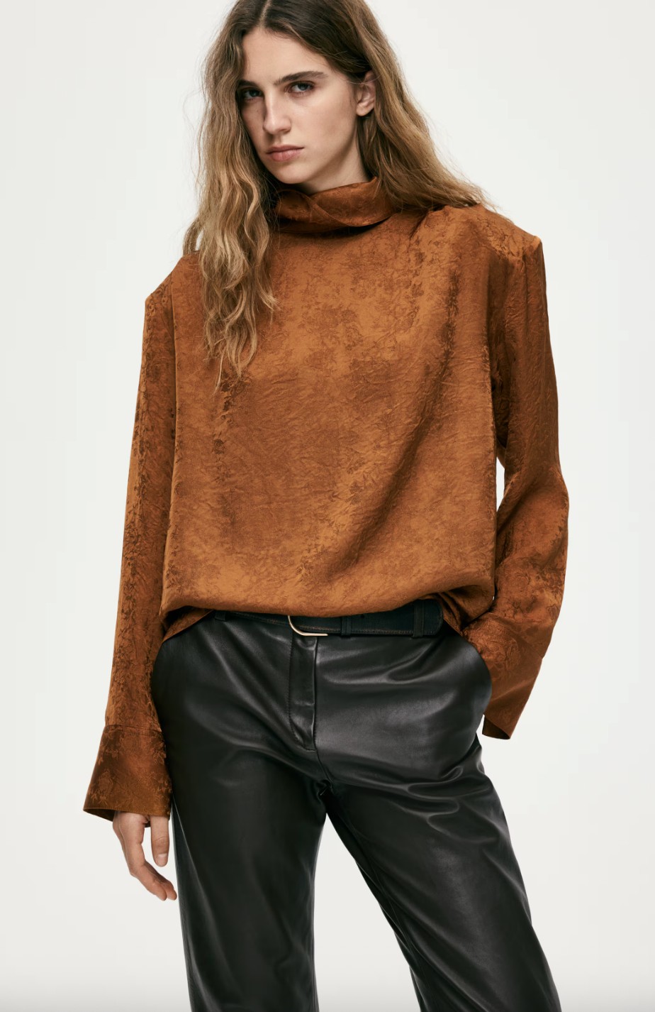 Válltöméses blúz H&M 21 495 Ft