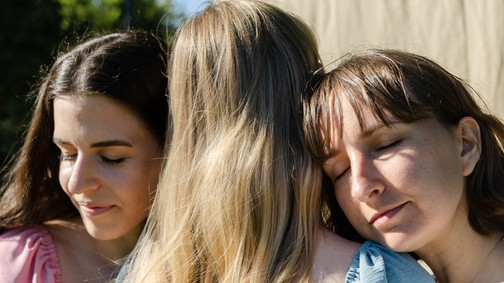 „Senki sem tökéletes, mégis pont a különbözőségeink tesznek minket gyönyörűvé és megismételhetetlenné” - Interjú Bolla Vikivel