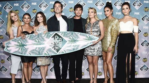 A Pretty Little Liars sztárjai nagyon szexik voltak a Teen Choice gálán