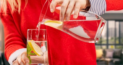 Ezért igyál ezentúl minden nap citromos vizet